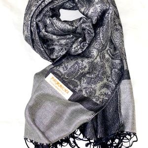 Black scarf